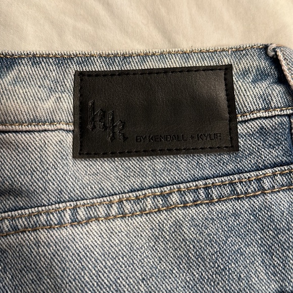 Kendall and Kylie Jeans - Picture 4 of 5